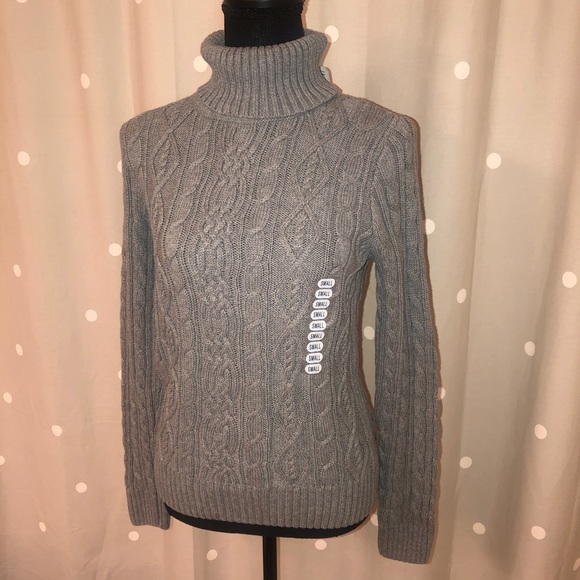 JEANNE PIERRE Tops - Jeanne Pierre Turtleneck Sweater